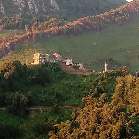 Casa de Férias Maison De Village Atypique *