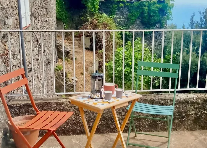 Maison De Village Atypique Ferienhaus